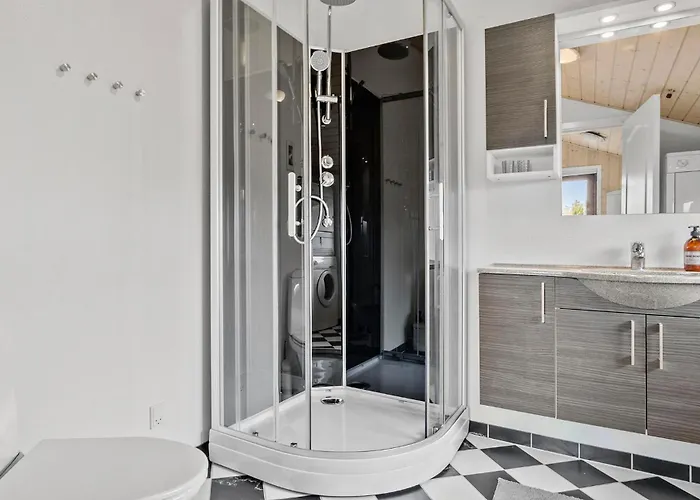 In With Wifi Дом отдыха Tarm